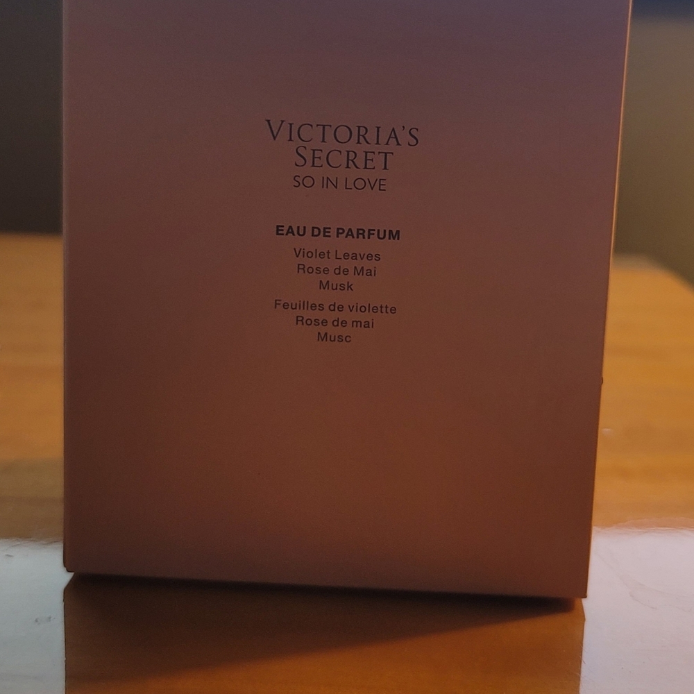 So In Love Parfume View 4